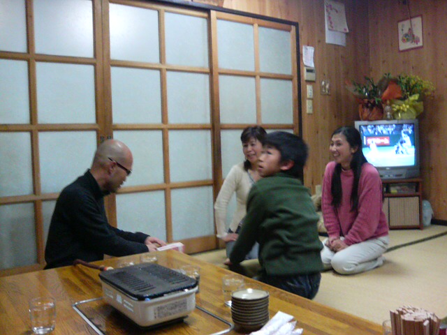 ���̉摜�̒��쌠��
Hiroshima Inline Hockey League(HIHL)�ɂ���܂��B�摜�f�[�^�̖��f�]�p�͌ł����f��\���グ�܂��B