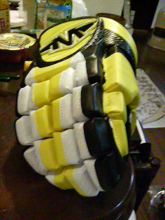 ���̉摜�̒��쌠��
Hiroshima Inline Hockey League(HIHL)�ɂ���܂��B�摜�f�[�^�̖��f�]�p�͌ł����f��\���グ�܂��B