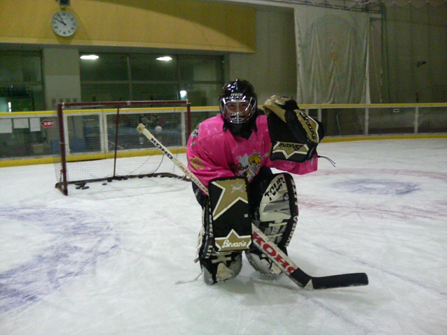 ���̉摜�̒��쌠��
Hiroshima Inline Hockey League(HIHL)�ɂ���܂��B�摜�f�[�^�̖��f�]�p�͌ł����f��\���グ�܂��B