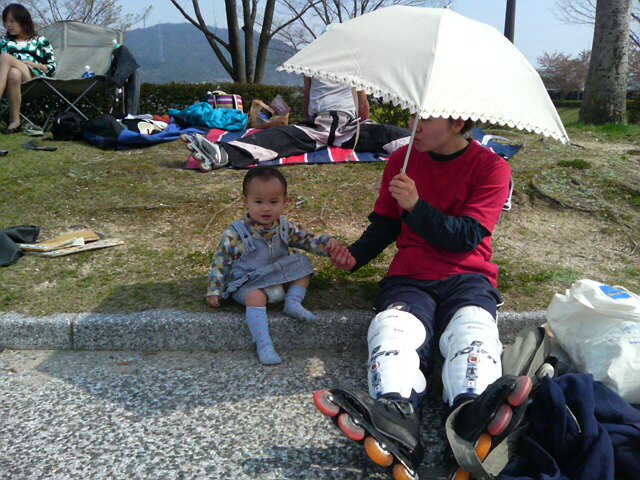 ���̉摜�̒��쌠��
Hiroshima Inline Hockey League(HIHL)�ɂ���܂��B�摜�f�[�^�̖��f�]�p�͌ł����f��\���グ�܂��B