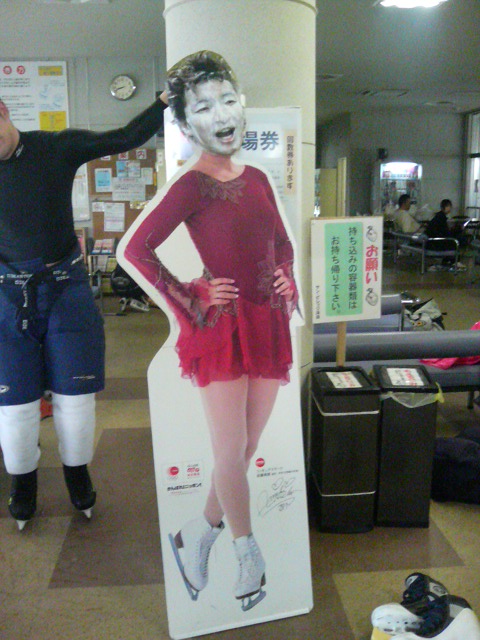 ���̉摜�̒��쌠��
Hiroshima Inline Hockey League(HIHL)�ɂ���܂��B�摜�f�[�^�̖��f�]�p�͌ł����f��\���グ�܂��B