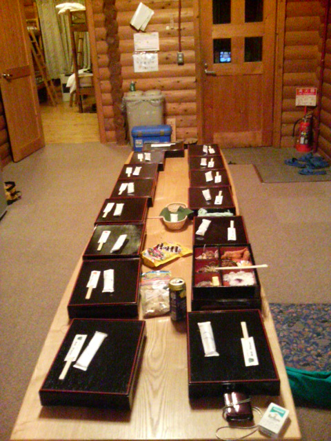 ���̉摜�̒��쌠��
Hiroshima Inline Hockey League(HIHL)�ɂ���܂��B�摜�f�[�^�̖��f�]�p�͌ł����f��\���グ�܂��B