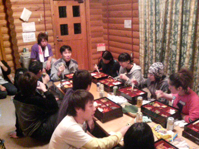 ���̉摜�̒��쌠��
Hiroshima Inline Hockey League(HIHL)�ɂ���܂��B�摜�f�[�^�̖��f�]�p�͌ł����f��\���グ�܂��B