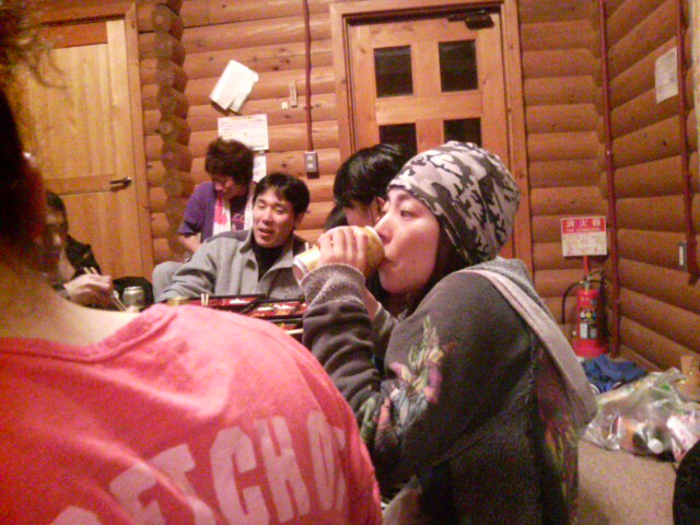 ���̉摜�̒��쌠��
Hiroshima Inline Hockey League(HIHL)�ɂ���܂��B�摜�f�[�^�̖��f�]�p�͌ł����f��\���グ�܂��B