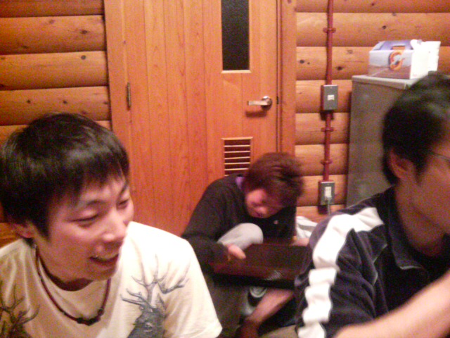 ���̉摜�̒��쌠��
Hiroshima Inline Hockey League(HIHL)�ɂ���܂��B�摜�f�[�^�̖��f�]�p�͌ł����f��\���グ�܂��B