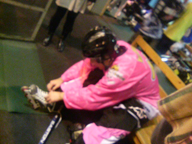 ���̉摜�̒��쌠��
Hiroshima Inline Hockey League(HIHL)�ɂ���܂��B�摜�f�[�^�̖��f�]�p�͌ł����f��\���グ�܂��B