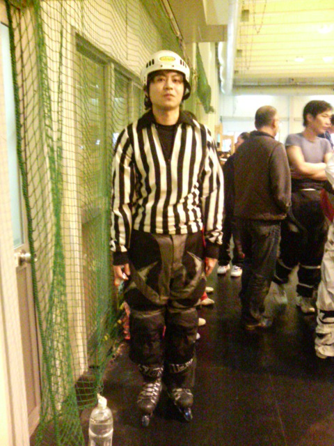 ���̉摜�̒��쌠��
Hiroshima Inline Hockey League(HIHL)�ɂ���܂��B�摜�f�[�^�̖��f�]�p�͌ł����f��\���グ�܂��B