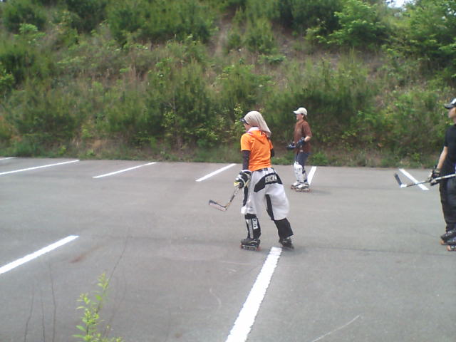 ���̉摜�̒��쌠��
Hiroshima Inline Hockey League(HIHL)�ɂ���܂��B�摜�f�[�^�̖��f�]�p�͌ł����f��\���グ�܂��B