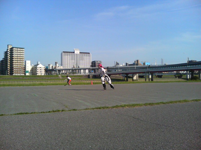 ���̉摜�̒��쌠��
Hiroshima Inline Hockey League(HIHL)�ɂ���܂��B�摜�f�[�^�̖��f�]�p�͌ł����f��\���グ�܂��B