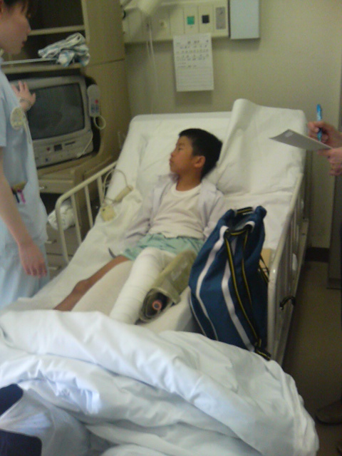 ���̉摜�̒��쌠��
Hiroshima Inline Hockey League(HIHL)�ɂ���܂��B�摜�f�[�^�̖��f�]�p�͌ł����f��\���グ�܂��B