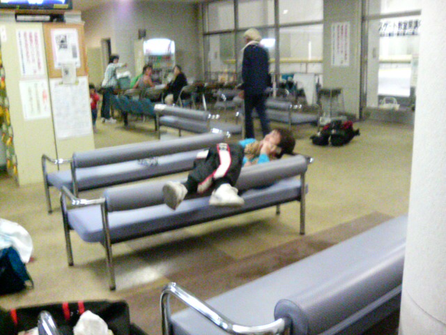 ���̉摜�̒��쌠��
Hiroshima Inline Hockey League(HIHL)�ɂ���܂��B�摜�f�[�^�̖��f�]�p�͌ł����f��\���グ�܂��B