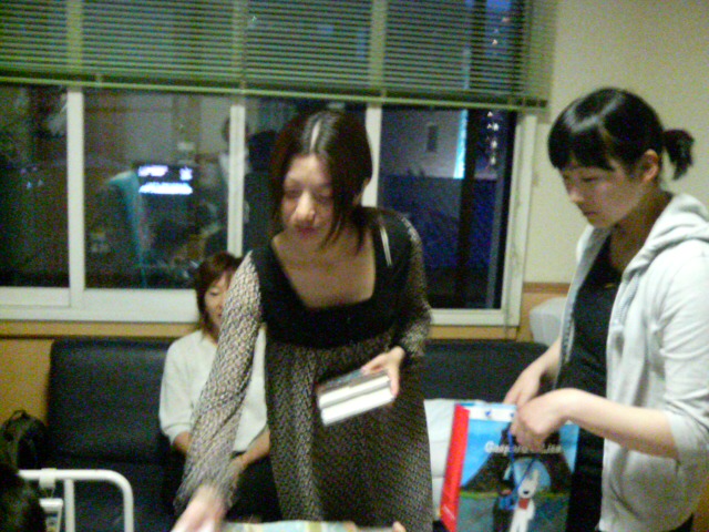 ���̉摜�̒��쌠��
Hiroshima Inline Hockey League(HIHL)�ɂ���܂��B�摜�f�[�^�̖��f�]�p�͌ł����f��\���グ�܂��B