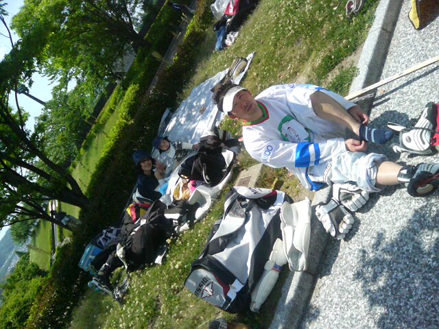 ���̉摜�̒��쌠��
Hiroshima Inline Hockey League(HIHL)�ɂ���܂��B�摜�f�[�^�̖��f�]�p�͌ł����f��\���グ�܂��B