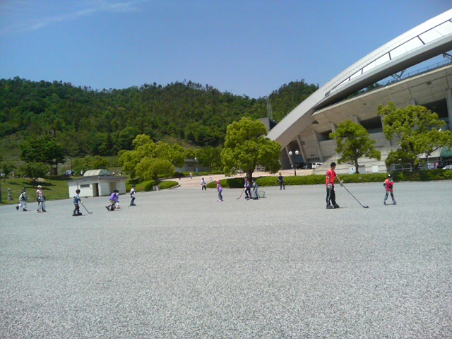 ���̉摜�̒��쌠��
Hiroshima Inline Hockey League(HIHL)�ɂ���܂��B�摜�f�[�^�̖��f�]�p�͌ł����f��\���グ�܂��B