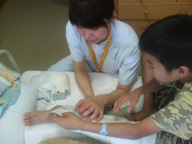 ���̉摜�̒��쌠��
Hiroshima Inline Hockey League(HIHL)�ɂ���܂��B�摜�f�[�^�̖��f�]�p�͌ł����f��\���グ�܂��B