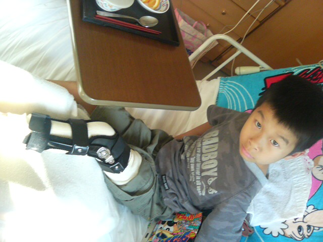 ���̉摜�̒��쌠��
Hiroshima Inline Hockey League(HIHL)�ɂ���܂��B�摜�f�[�^�̖��f�]�p�͌ł����f��\���グ�܂��B