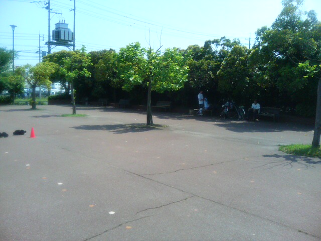 ���̉摜�̒��쌠��
Hiroshima Inline Hockey League(HIHL)�ɂ���܂��B�摜�f�[�^�̖��f�]�p�͌ł����f��\���グ�܂��B