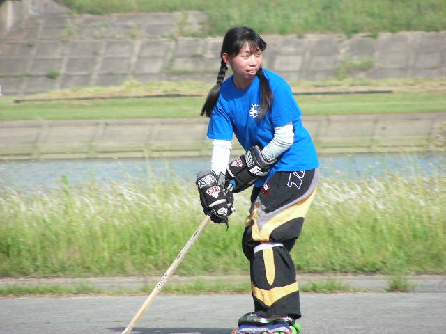 ���̉摜�̒��쌠��
Hiroshima Inline Hockey League(HIHL)�ɂ���܂��B�摜�f�[�^�̖��f�]�p�͌ł����f��\���グ�܂��B