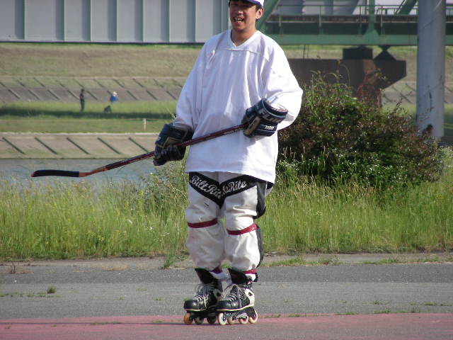 ���̉摜�̒��쌠��
Hiroshima Inline Hockey League(HIHL)�ɂ���܂��B�摜�f�[�^�̖��f�]�p�͌ł����f��\���グ�܂��B