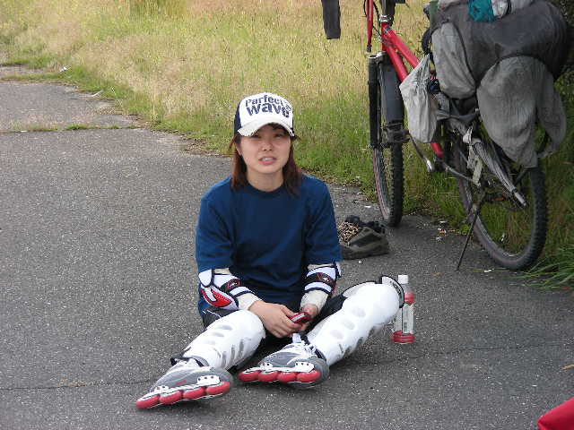 ���̉摜�̒��쌠��
Hiroshima Inline Hockey League(HIHL)�ɂ���܂��B�摜�f�[�^�̖��f�]�p�͌ł����f��\���グ�܂��B