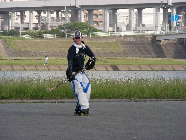 ���̉摜�̒��쌠��
Hiroshima Inline Hockey League(HIHL)�ɂ���܂��B�摜�f�[�^�̖��f�]�p�͌ł����f��\���グ�܂��B