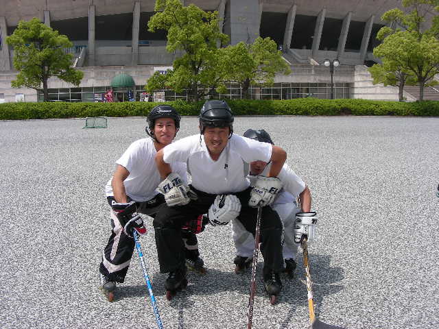 ���̉摜�̒��쌠��
Hiroshima Inline Hockey League(HIHL)�ɂ���܂��B�摜�f�[�^�̖��f�]�p�͌ł����f��\���グ�܂��B