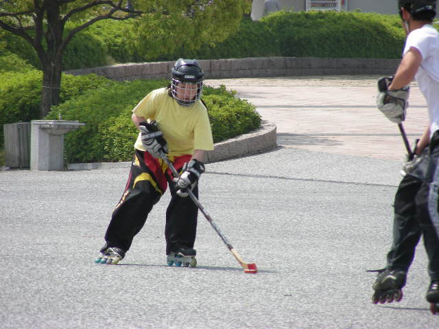 ���̉摜�̒��쌠��
Hiroshima Inline Hockey League(HIHL)�ɂ���܂��B�摜�f�[�^�̖��f�]�p�͌ł����f��\���グ�܂��B