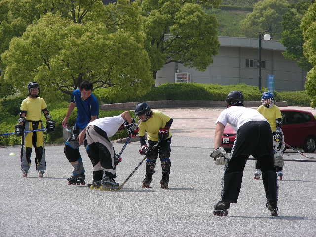 ���̉摜�̒��쌠��
Hiroshima Inline Hockey League(HIHL)�ɂ���܂��B�摜�f�[�^�̖��f�]�p�͌ł����f��\���グ�܂��B
