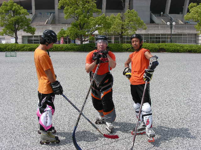 ���̉摜�̒��쌠��
Hiroshima Inline Hockey League(HIHL)�ɂ���܂��B�摜�f�[�^�̖��f�]�p�͌ł����f��\���グ�܂��B