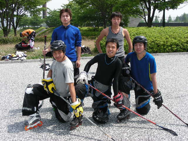 ���̉摜�̒��쌠��
Hiroshima Inline Hockey League(HIHL)�ɂ���܂��B�摜�f�[�^�̖��f�]�p�͌ł����f��\���グ�܂��B