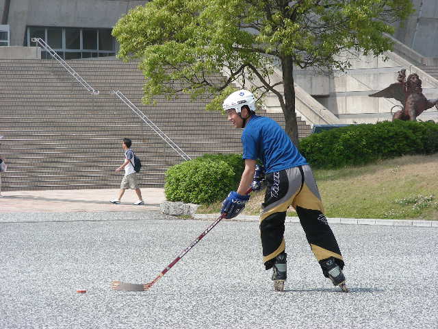 ���̉摜�̒��쌠��
Hiroshima Inline Hockey League(HIHL)�ɂ���܂��B�摜�f�[�^�̖��f�]�p�͌ł����f��\���グ�܂��B