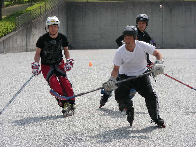 ���̉摜�̒��쌠��
Hiroshima Inline Hockey League(HIHL)�ɂ���܂��B�摜�f�[�^�̖��f�]�p�͌ł����f��\���グ�܂��B