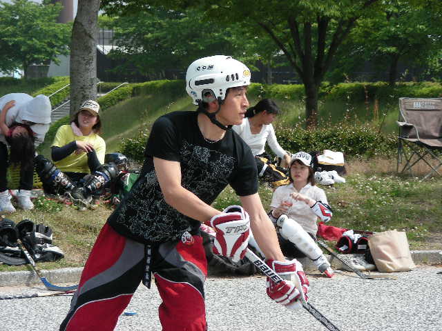 ���̉摜�̒��쌠��
Hiroshima Inline Hockey League(HIHL)�ɂ���܂��B�摜�f�[�^�̖��f�]�p�͌ł����f��\���グ�܂��B