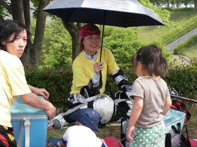 ���̉摜�̒��쌠��
Hiroshima Inline Hockey League(HIHL)�ɂ���܂��B�摜�f�[�^�̖��f�]�p�͌ł����f��\���グ�܂��B