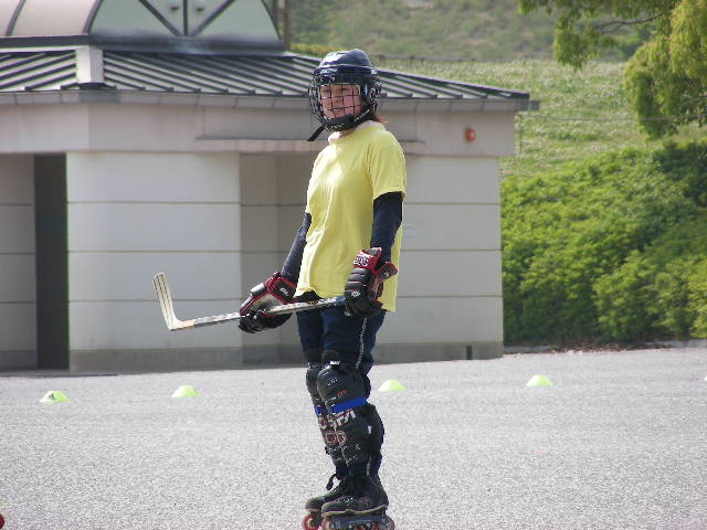 ���̉摜�̒��쌠��
Hiroshima Inline Hockey League(HIHL)�ɂ���܂��B�摜�f�[�^�̖��f�]�p�͌ł����f��\���グ�܂��B