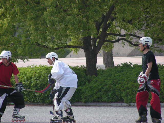 ���̉摜�̒��쌠��
Hiroshima Inline Hockey League(HIHL)�ɂ���܂��B�摜�f�[�^�̖��f�]�p�͌ł����f��\���グ�܂��B