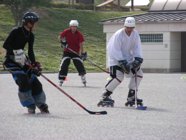 ���̉摜�̒��쌠��
Hiroshima Inline Hockey League(HIHL)�ɂ���܂��B�摜�f�[�^�̖��f�]�p�͌ł����f��\���グ�܂��B
