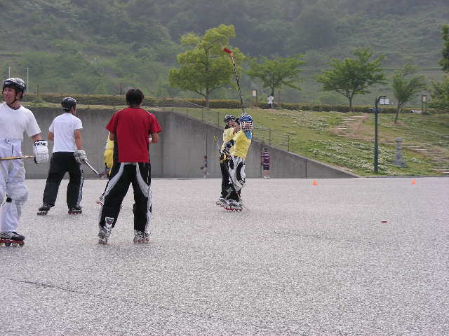 ���̉摜�̒��쌠��
Hiroshima Inline Hockey League(HIHL)�ɂ���܂��B�摜�f�[�^�̖��f�]�p�͌ł����f��\���グ�܂��B