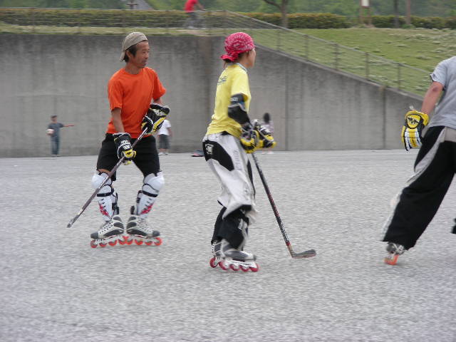 ���̉摜�̒��쌠��
Hiroshima Inline Hockey League(HIHL)�ɂ���܂��B�摜�f�[�^�̖��f�]�p�͌ł����f��\���グ�܂��B