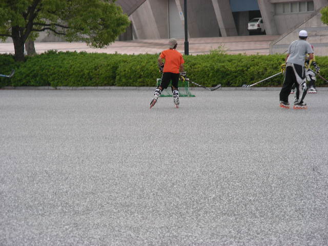 ���̉摜�̒��쌠��
Hiroshima Inline Hockey League(HIHL)�ɂ���܂��B�摜�f�[�^�̖��f�]�p�͌ł����f��\���グ�܂��B