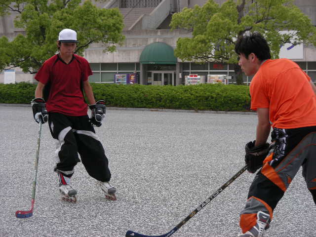 ���̉摜�̒��쌠��
Hiroshima Inline Hockey League(HIHL)�ɂ���܂��B�摜�f�[�^�̖��f�]�p�͌ł����f��\���グ�܂��B