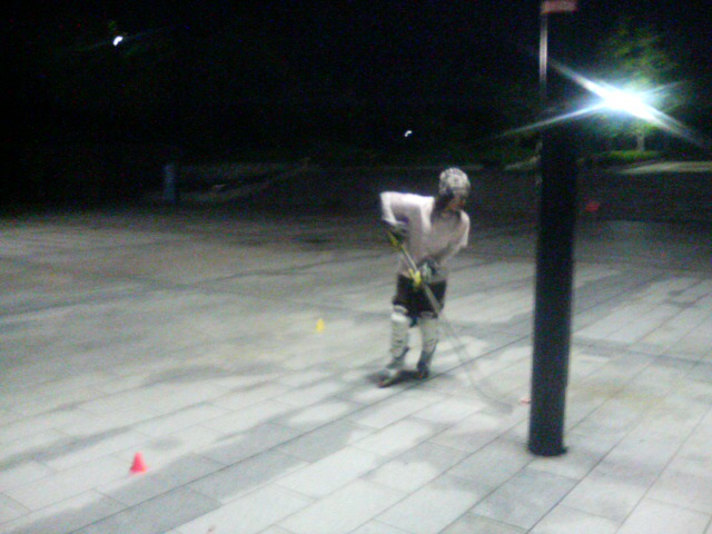 ���̉摜�̒��쌠��
Hiroshima Inline Hockey League(HIHL)�ɂ���܂��B�摜�f�[�^�̖��f�]�p�͌ł����f��\���グ�܂��B