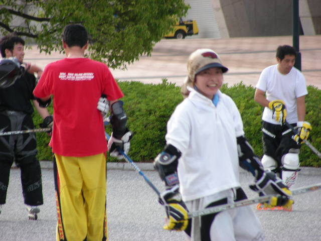 ���̉摜�̒��쌠��
Hiroshima Inline Hockey League(HIHL)�ɂ���܂��B�摜�f�[�^�̖��f�]�p�͌ł����f��\���グ�܂��B