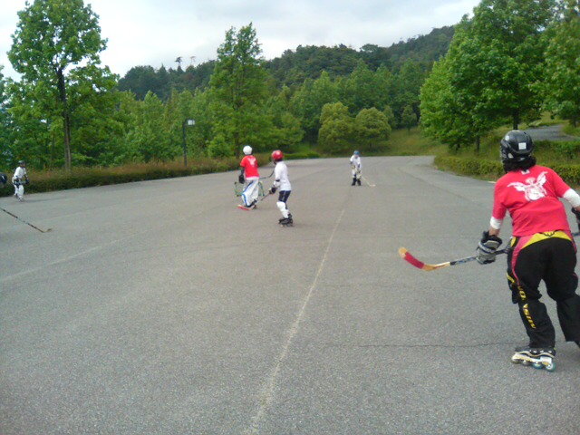 ���̉摜�̒��쌠��
Hiroshima Inline Hockey League(HIHL)�ɂ���܂��B�摜�f�[�^�̖��f�]�p�͌ł����f��\���グ�܂��B