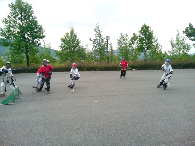 ���̉摜�̒��쌠��
Hiroshima Inline Hockey League(HIHL)�ɂ���܂��B�摜�f�[�^�̖��f�]�p�͌ł����f��\���グ�܂��B