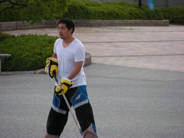 ���̉摜�̒��쌠��
Hiroshima Inline Hockey League(HIHL)�ɂ���܂��B�摜�f�[�^�̖��f�]�p�͌ł����f��\���グ�܂��B