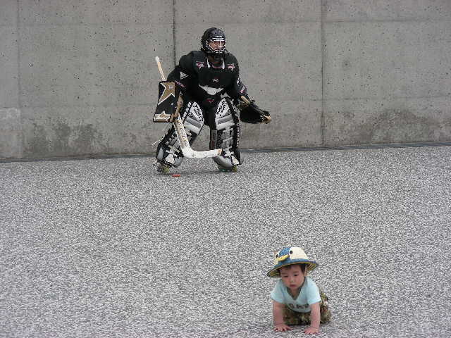 ���̉摜�̒��쌠��
Hiroshima Inline Hockey League(HIHL)�ɂ���܂��B�摜�f�[�^�̖��f�]�p�͌ł����f��\���グ�܂��B