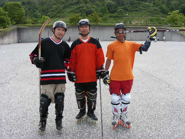 ���̉摜�̒��쌠��
Hiroshima Inline Hockey League(HIHL)�ɂ���܂��B�摜�f�[�^�̖��f�]�p�͌ł����f��\���グ�܂��B