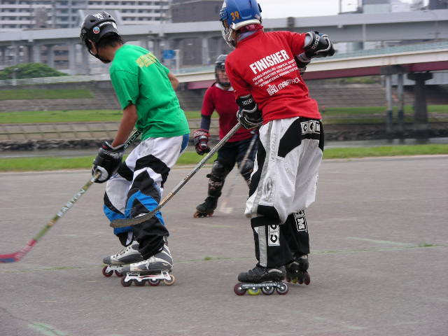 ���̉摜�̒��쌠��
Hiroshima Inline Hockey League(HIHL)�ɂ���܂��B�摜�f�[�^�̖��f�]�p�͌ł����f��\���グ�܂��B