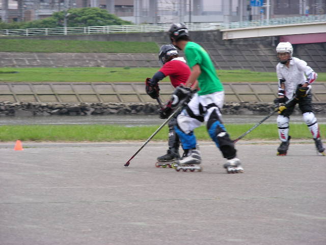 ���̉摜�̒��쌠��
Hiroshima Inline Hockey League(HIHL)�ɂ���܂��B�摜�f�[�^�̖��f�]�p�͌ł����f��\���グ�܂��B